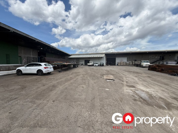 Venta de propiedad industrial en Curridabat!